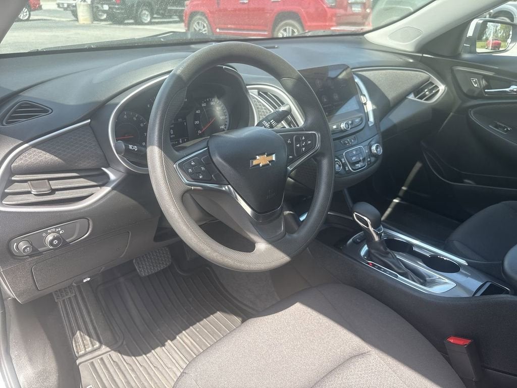 2021 Chevrolet Malibu LS