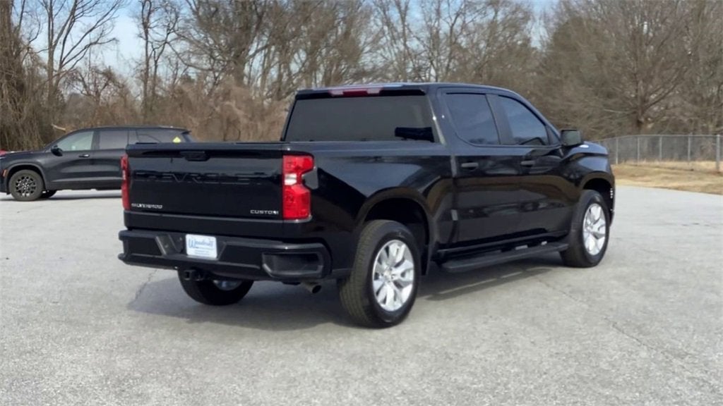 2025 Chevrolet Silverado 1500 Custom