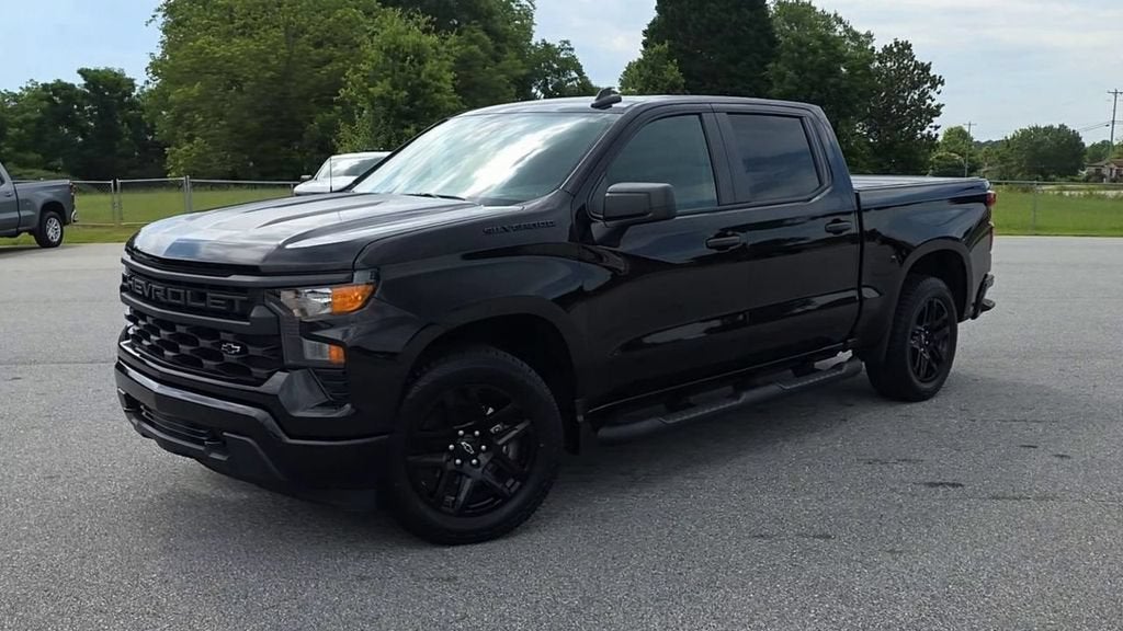 2023 Chevrolet Silverado 1500 Custom