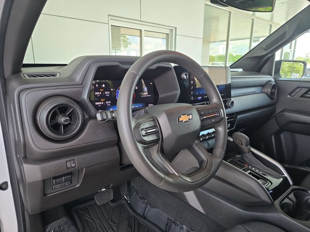 2024 Chevrolet Colorado WT