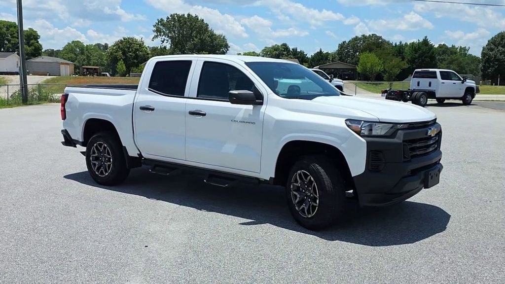 2024 Chevrolet Colorado WT