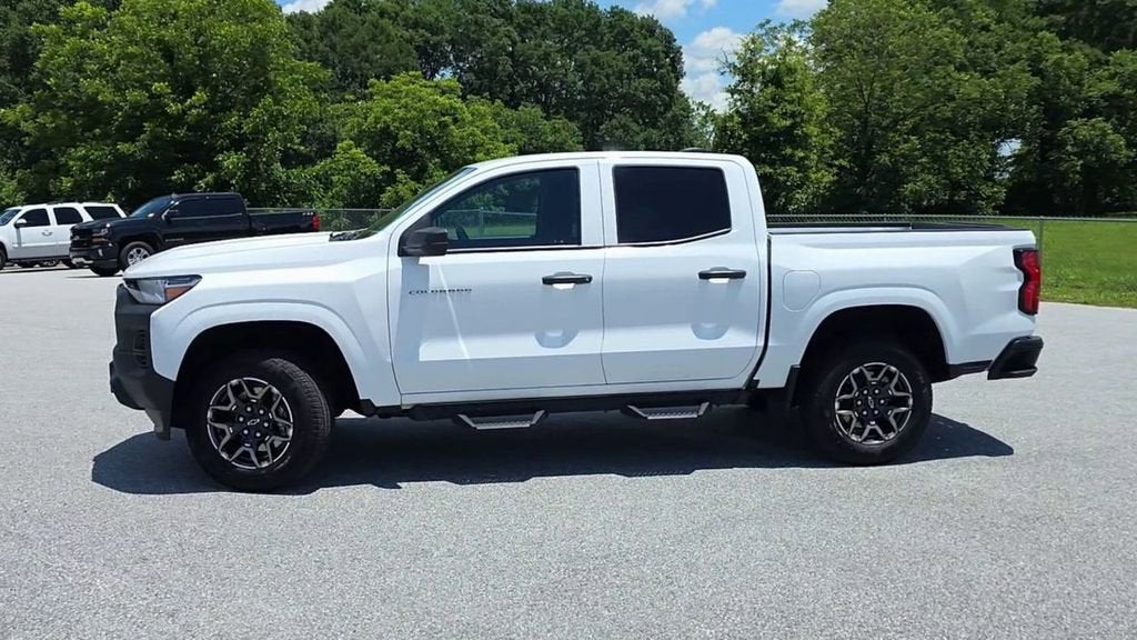 2024 Chevrolet Colorado WT