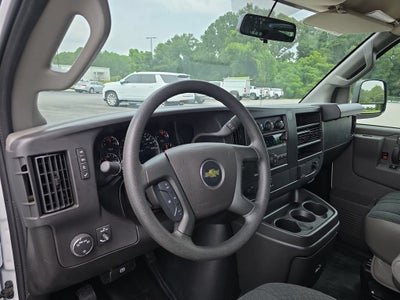 2025 Chevrolet Express Cargo WT