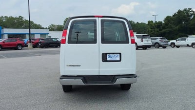 2025 Chevrolet Express Cargo WT