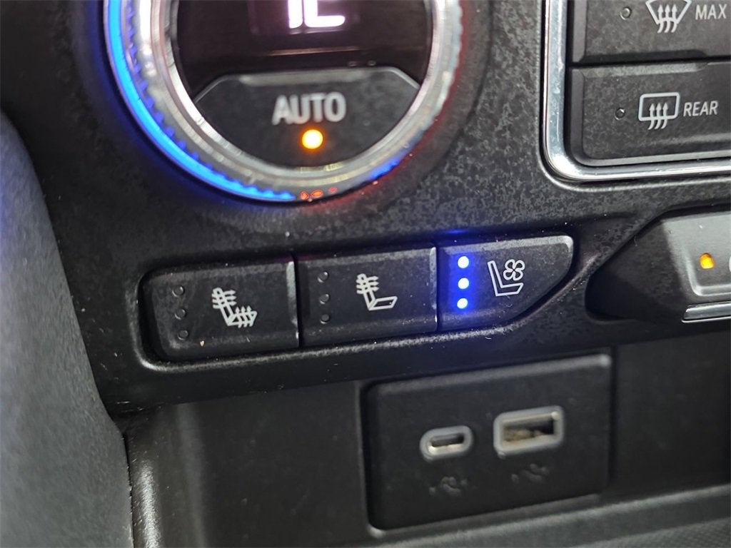 2021 GMC Yukon XL AT4