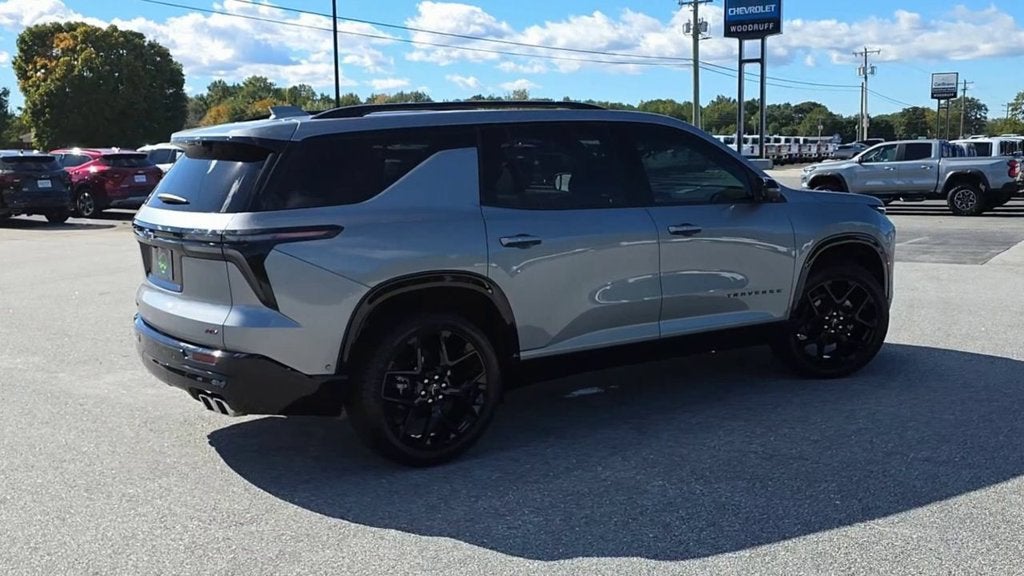 2024 Chevrolet Traverse RS