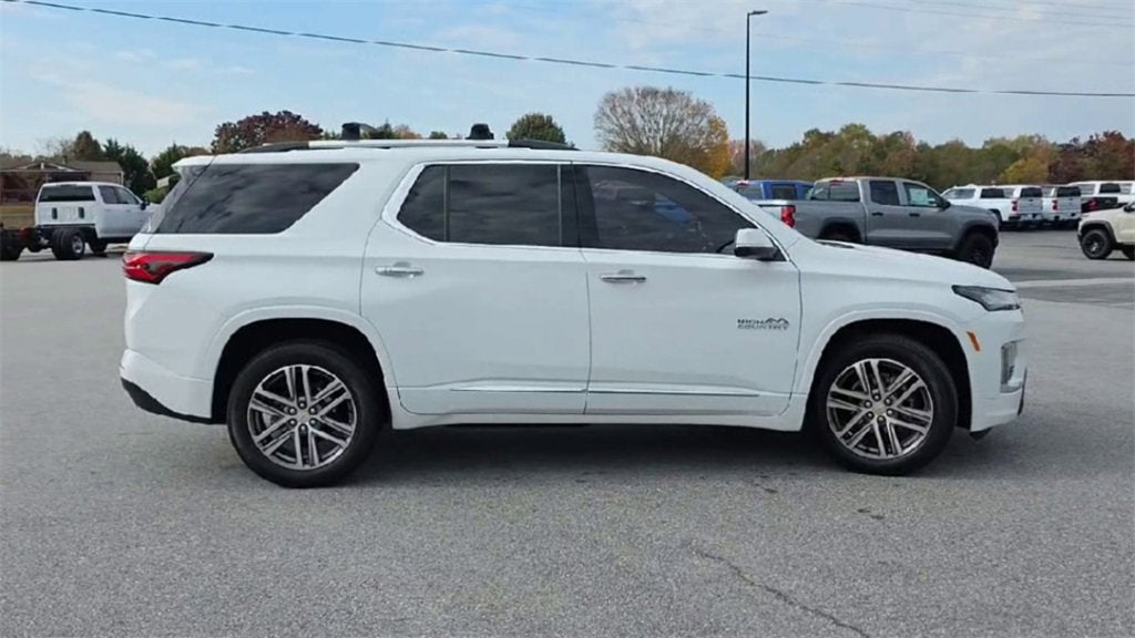 2023 Chevrolet Traverse High Country