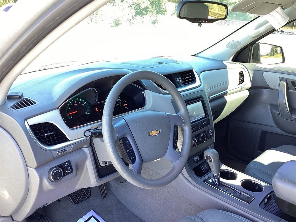 2017 Chevrolet Traverse LS