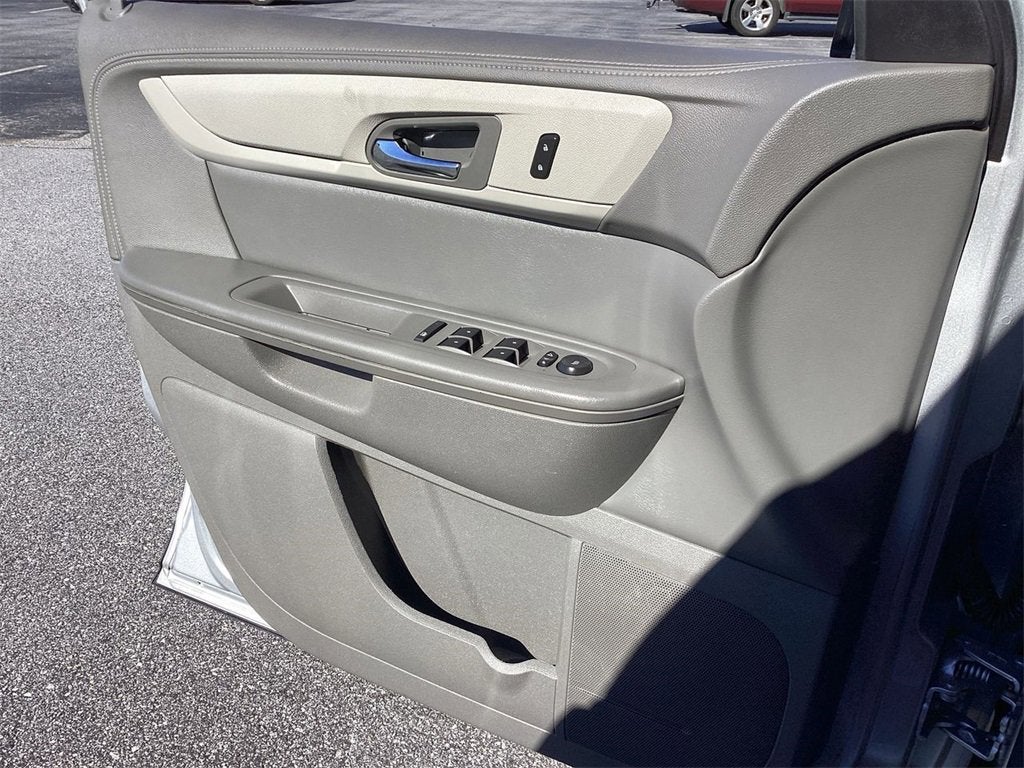 2017 Chevrolet Traverse LS