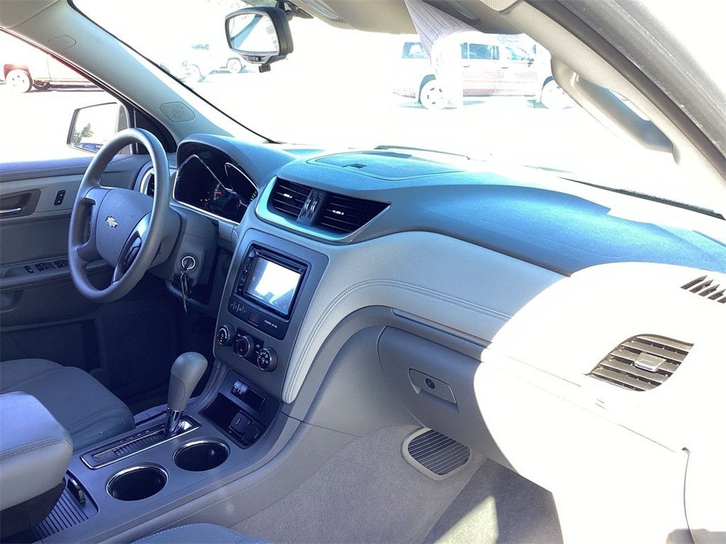 2017 Chevrolet Traverse LS