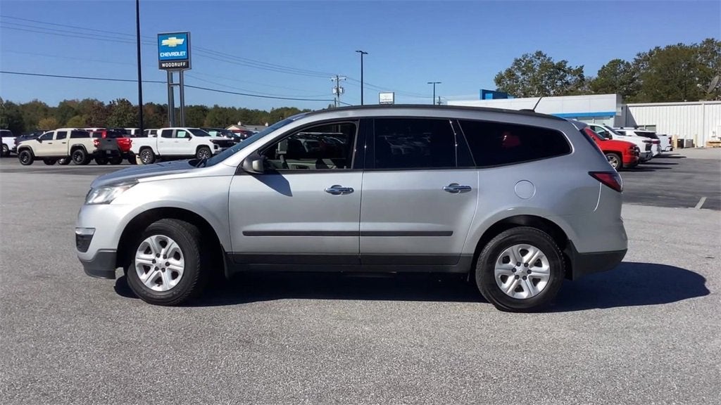 2017 Chevrolet Traverse LS