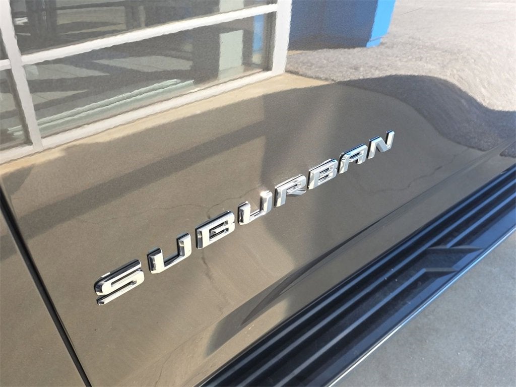 2021 Chevrolet Suburban LT