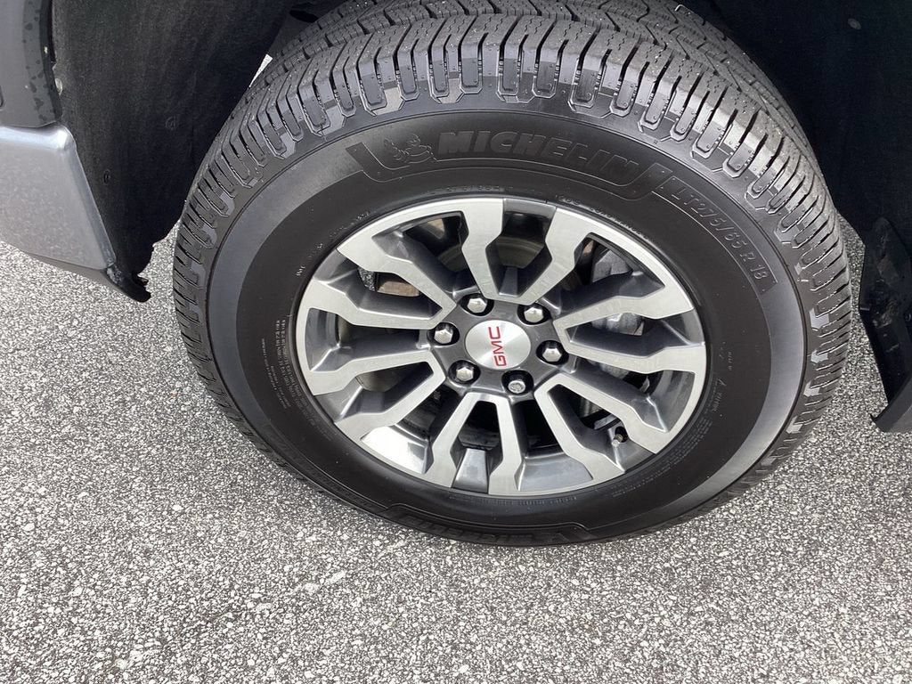 2022 GMC Sierra 1500 Limited AT4