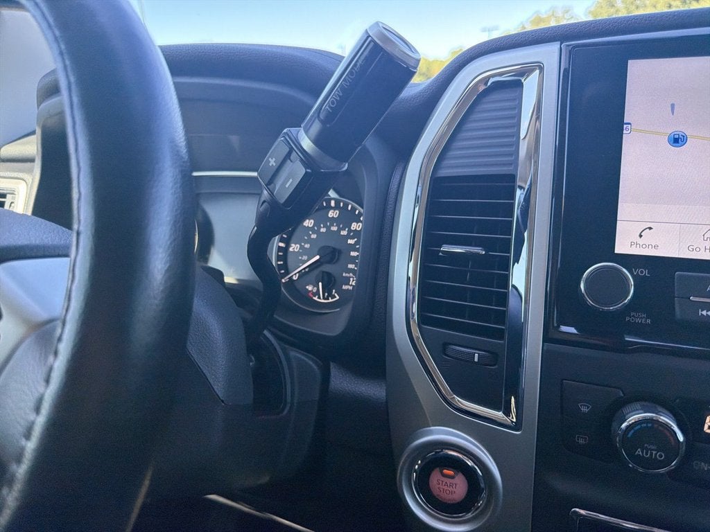 2021 Nissan TITAN Crew Cab SV 4x4