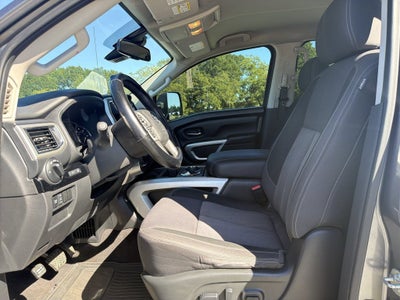 2021 Nissan TITAN Crew Cab SV 4x4