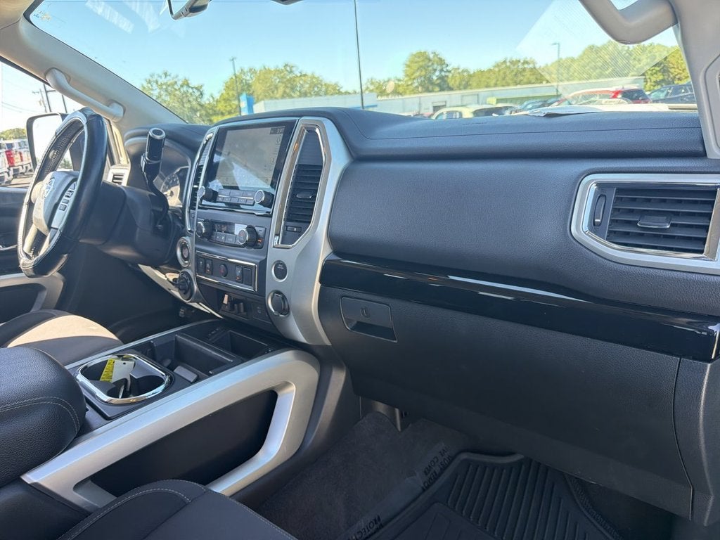 2021 Nissan TITAN Crew Cab SV 4x4