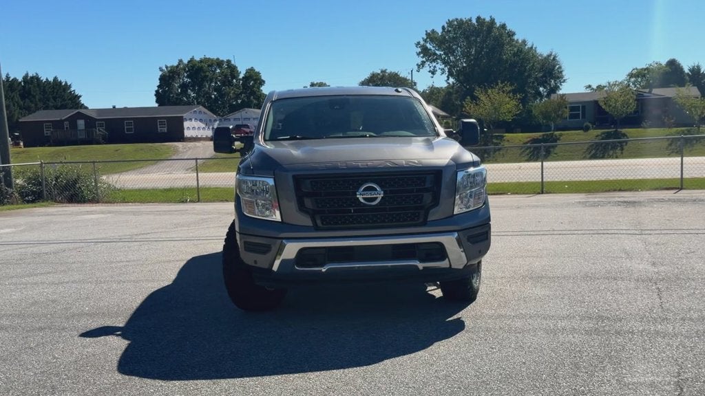 2021 Nissan TITAN Crew Cab SV 4x4