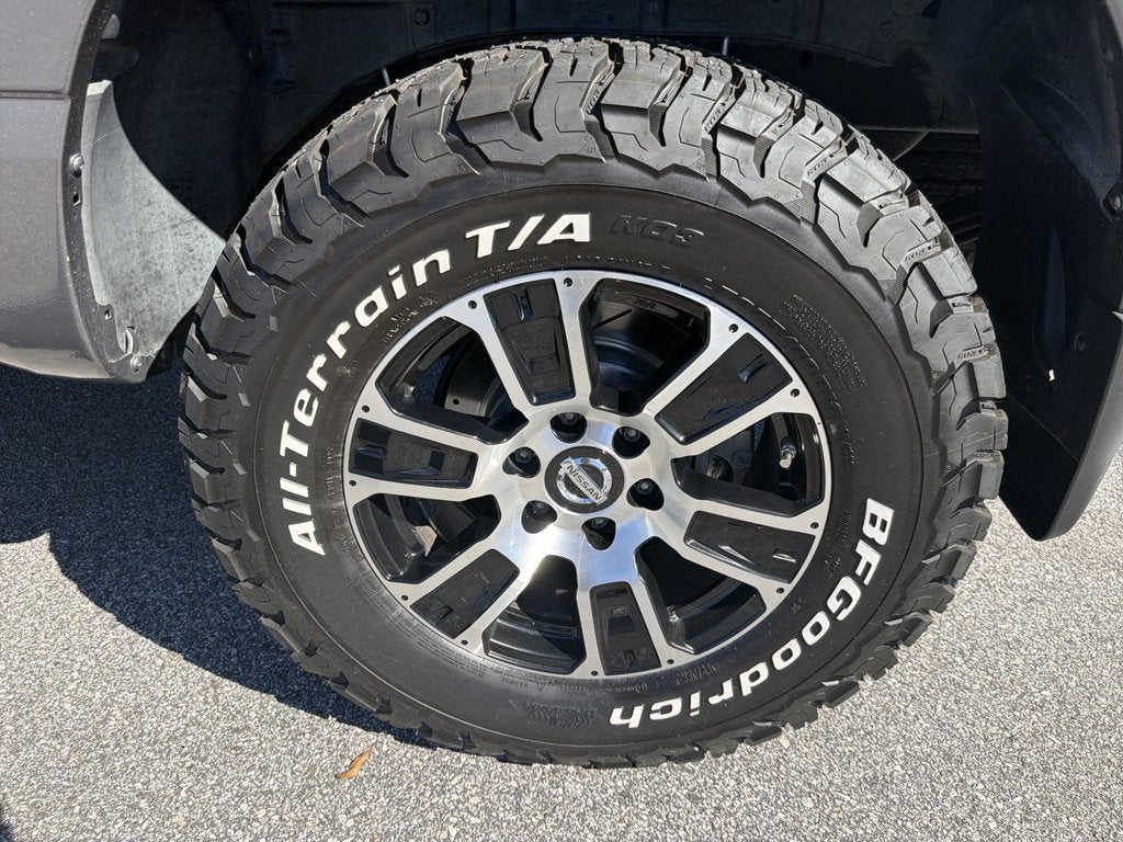2021 Nissan TITAN Crew Cab SV 4x4