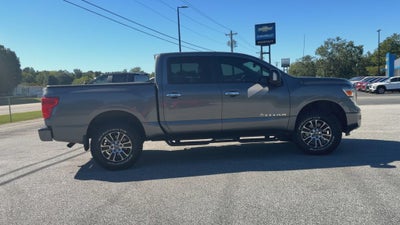 2021 Nissan TITAN Crew Cab SV 4x4