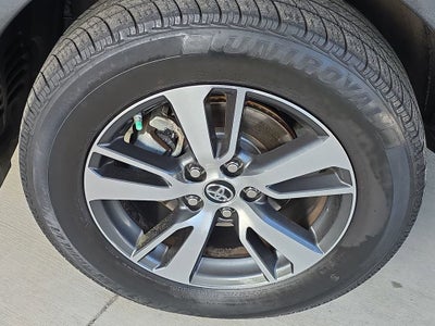 2018 Toyota RAV4 XLE