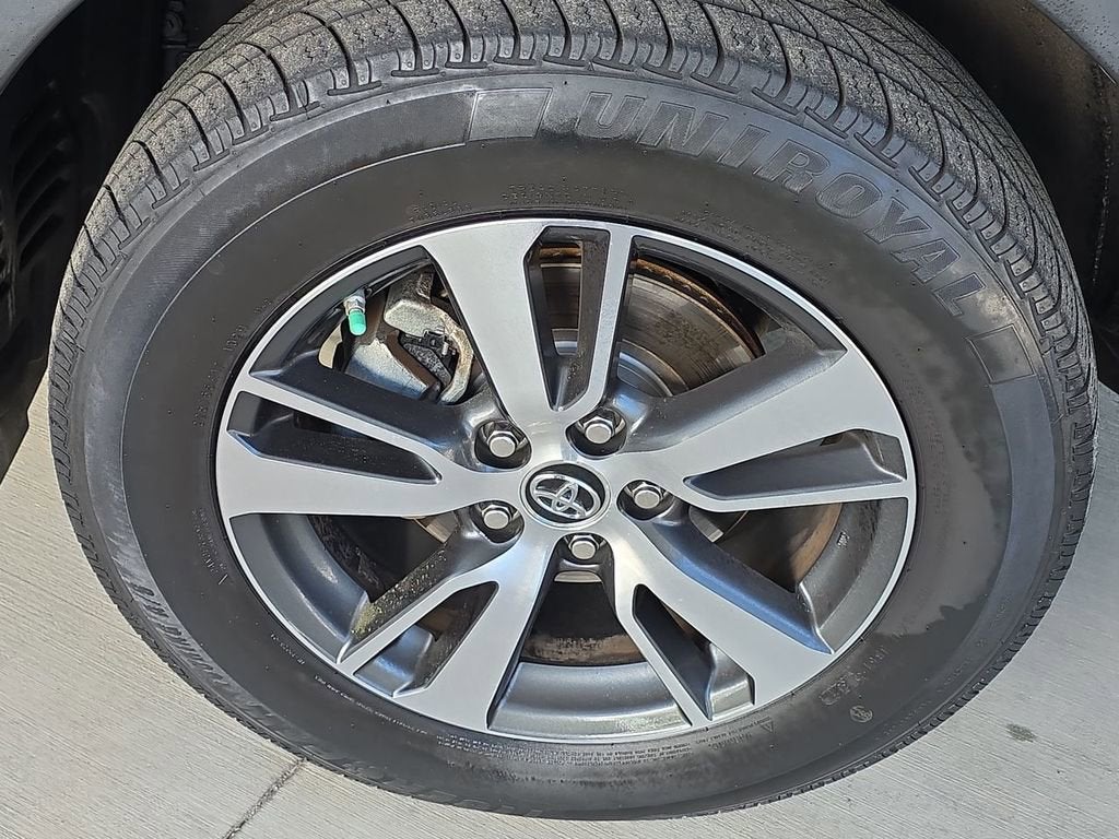 2018 Toyota RAV4 XLE