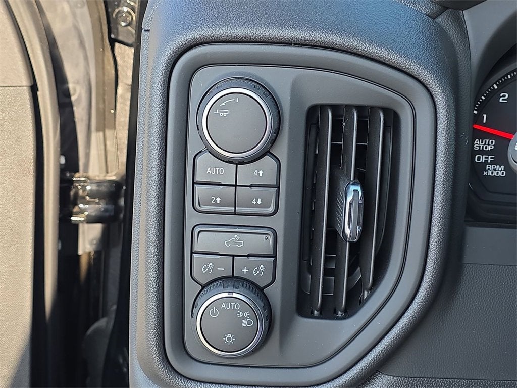 2025 Chevrolet Silverado 1500 Custom Trail Boss