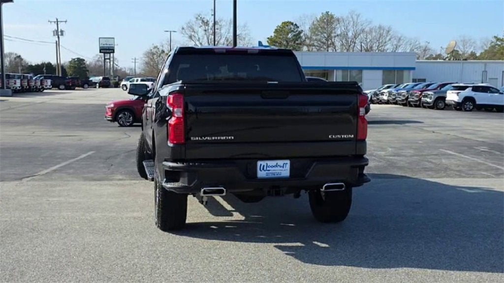 2025 Chevrolet Silverado 1500 Custom Trail Boss