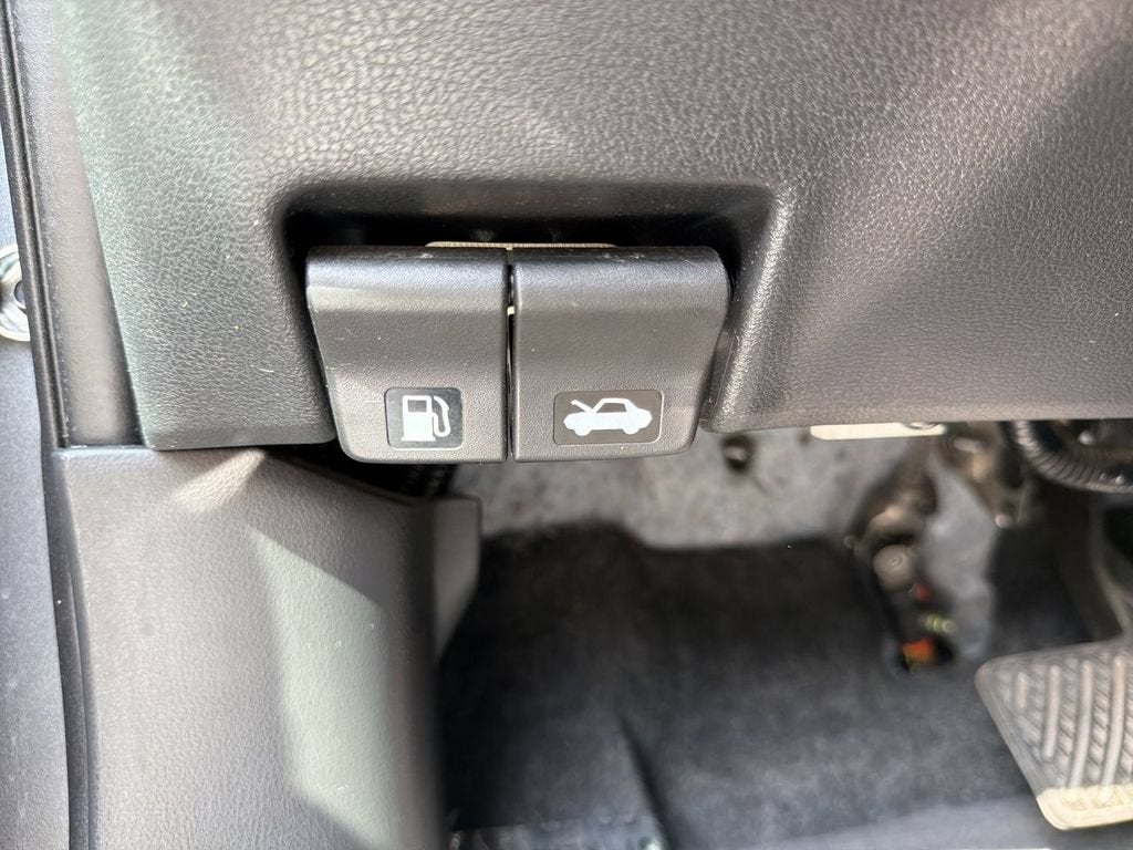 2019 Nissan Versa 1.6 S+