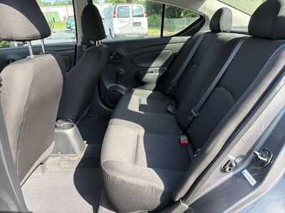 2019 Nissan Versa 1.6 S+