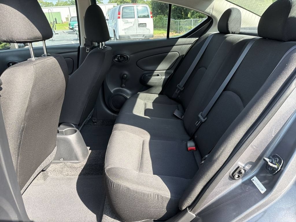 2019 Nissan Versa 1.6 S+