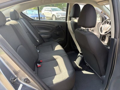 2019 Nissan Versa 1.6 S+