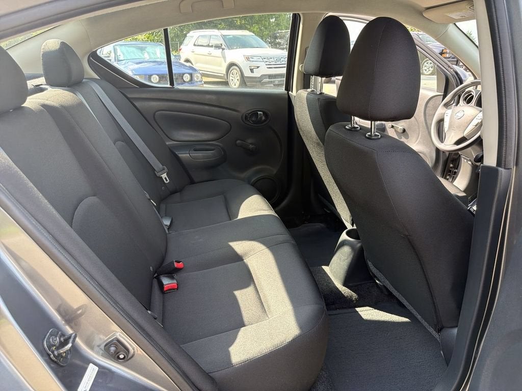 2019 Nissan Versa 1.6 S+