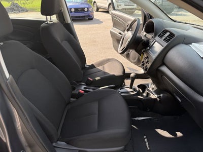 2019 Nissan Versa 1.6 S+
