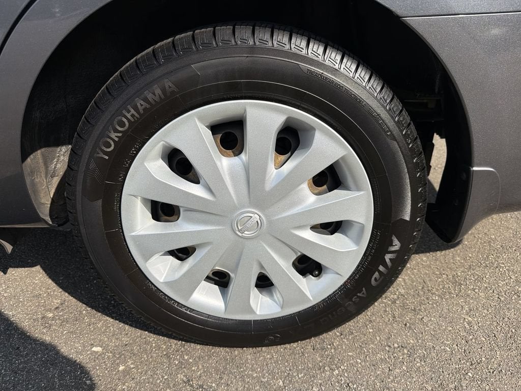 2019 Nissan Versa 1.6 S+