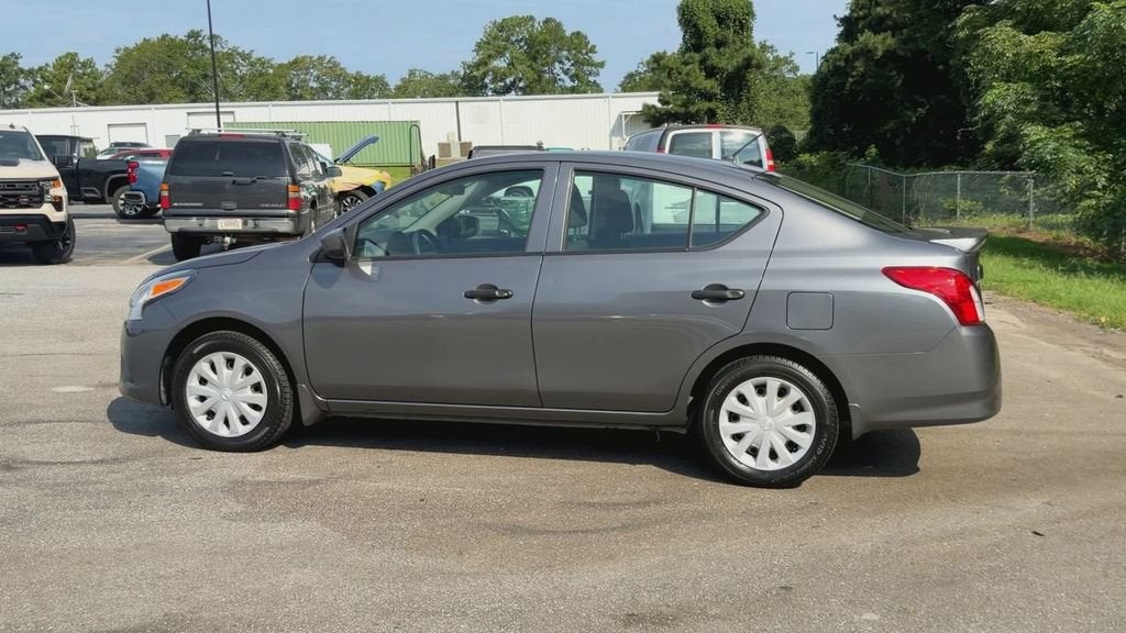 2019 Nissan Versa 1.6 S+