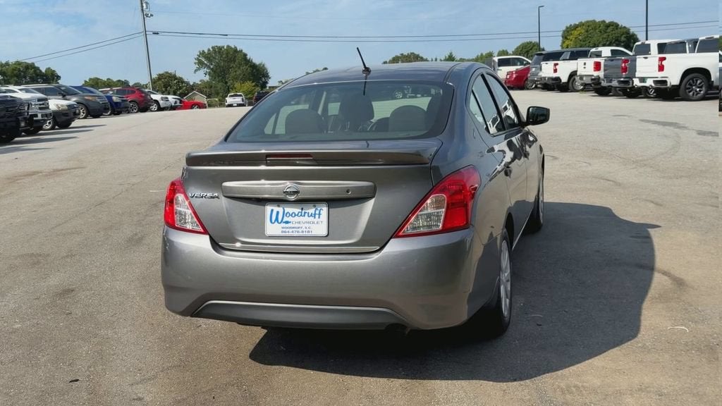 2019 Nissan Versa 1.6 S+