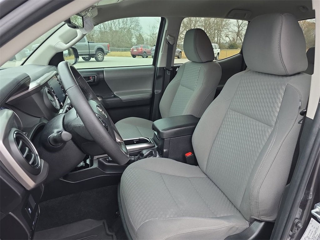 2022 Toyota Tacoma 2WD SR5