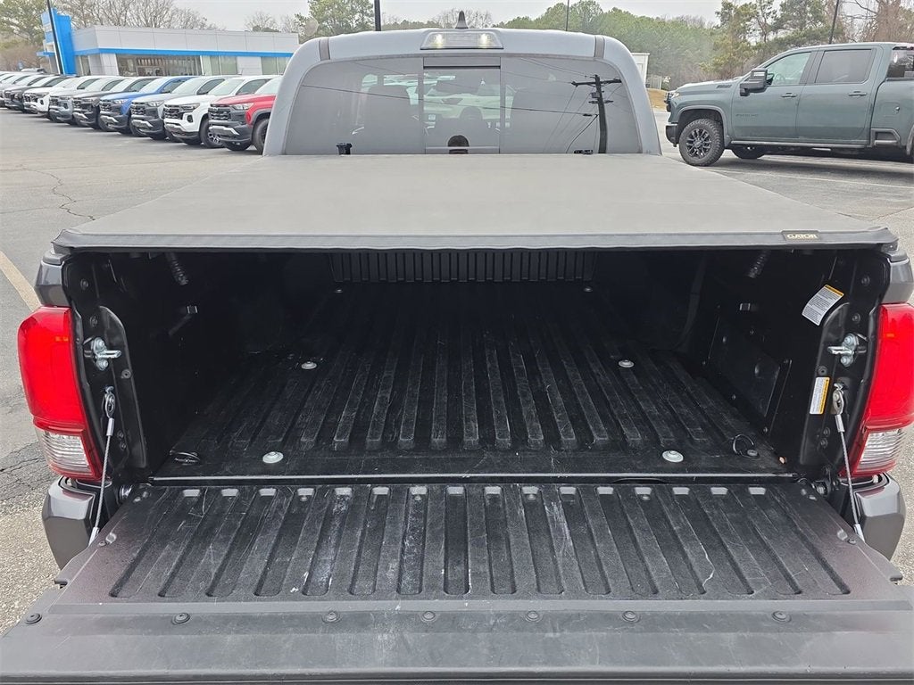 2022 Toyota Tacoma 2WD SR5