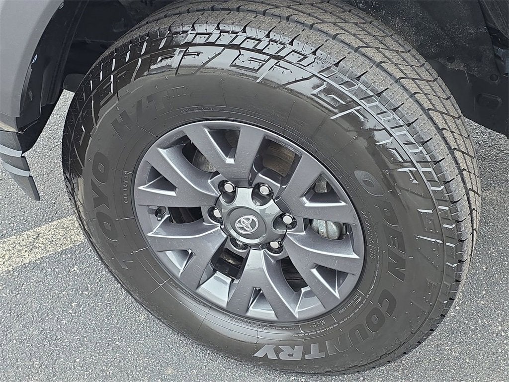 2022 Toyota Tacoma 2WD SR5