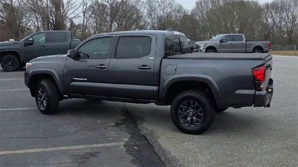 2022 Toyota Tacoma 2WD SR5