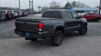 2022 Toyota Tacoma 2WD SR5