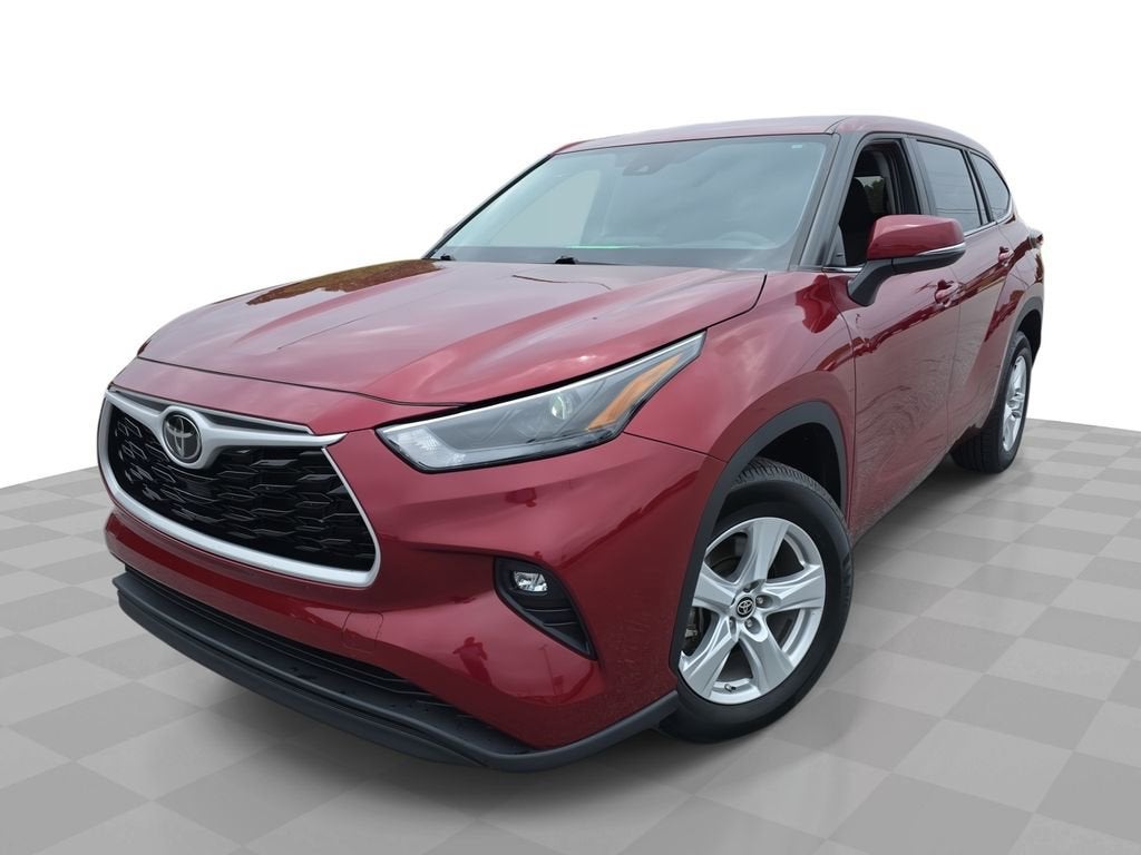 2024 Toyota Highlander LE