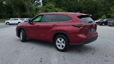 2024 Toyota Highlander LE