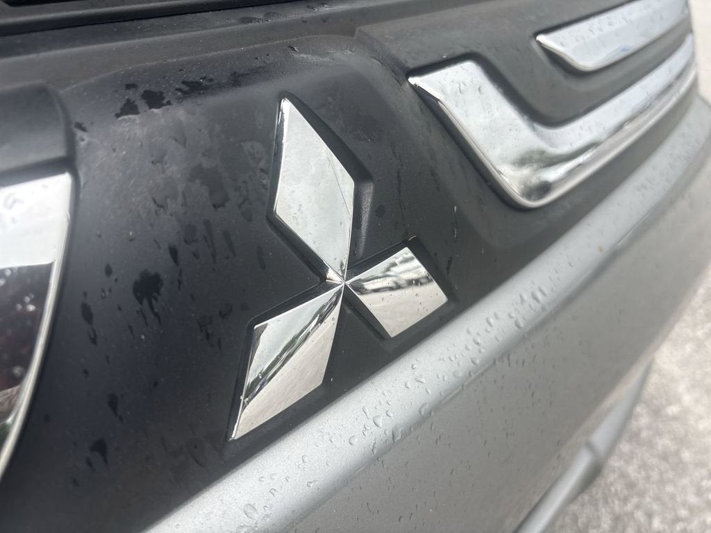 2014 Mitsubishi Outlander ES