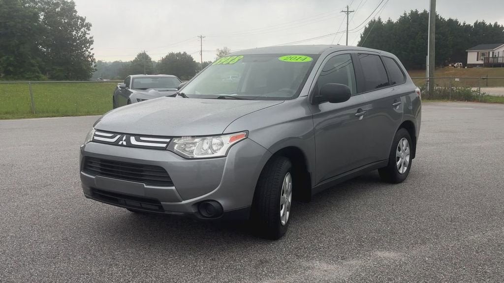 2014 Mitsubishi Outlander ES