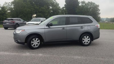 2014 Mitsubishi Outlander ES