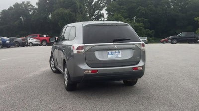 2014 Mitsubishi Outlander ES