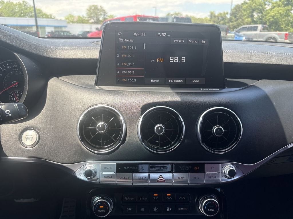 2018 Kia Stinger GT1