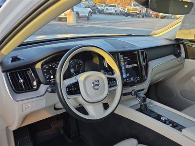 2021 Volvo XC60 T5 Inscription