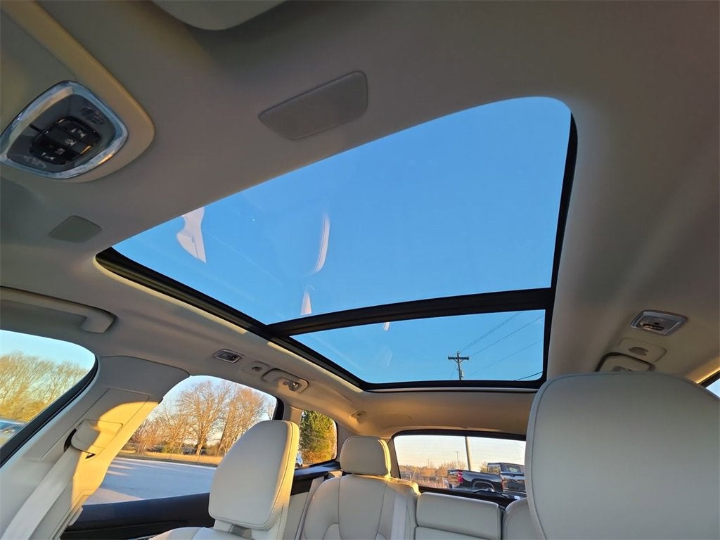 2021 Volvo XC60 T5 Inscription